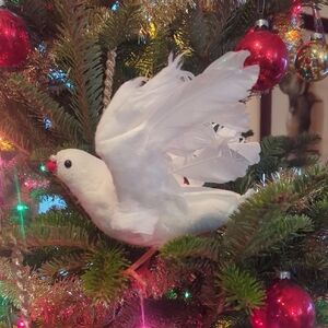 Vintage White Turtle Dove Cotton And Feather Bird Christmas Ornaments